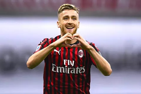 بسبب الإصابة.. ميلان يفقد ساليميكرز أمام فيورنتينا